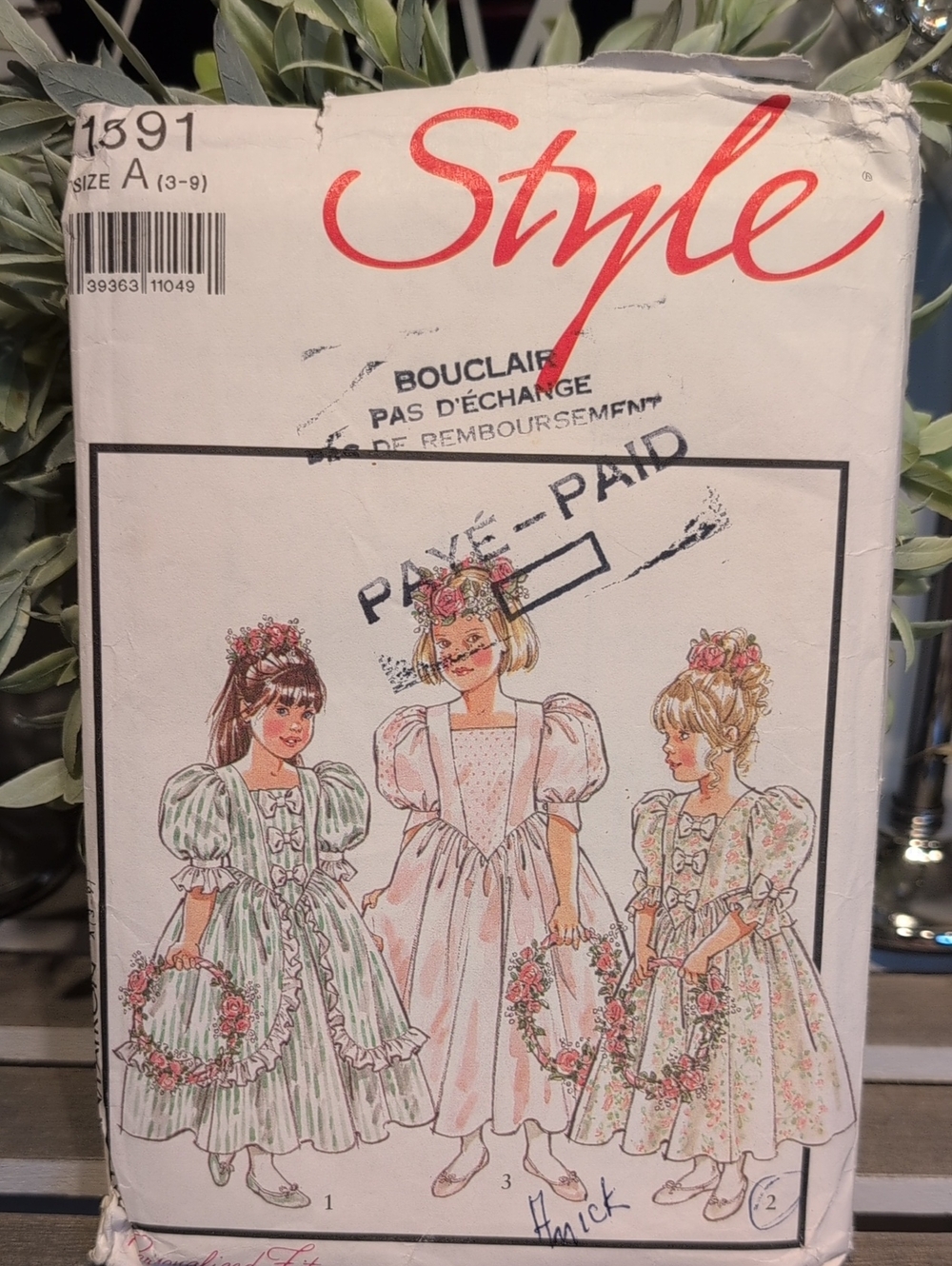 Dress sewing pattern for girls.